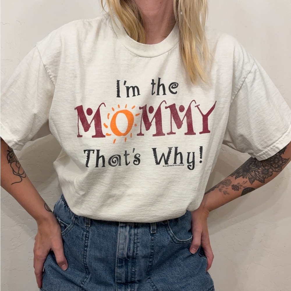 Vintage Mommy Graphic T-Shirt